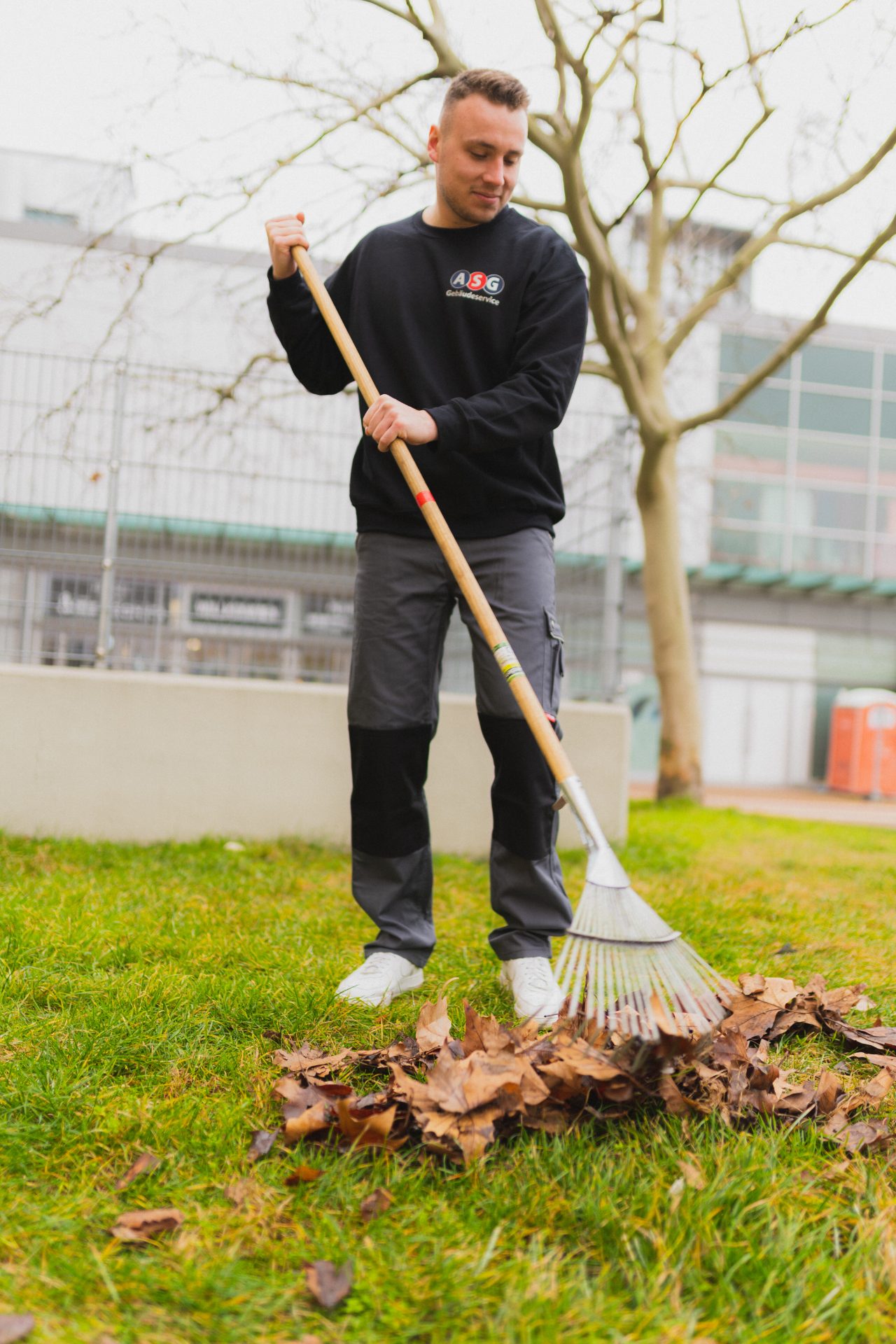 Grün- und Gartenpflege durch ASG Gebäudeservice in Berlin